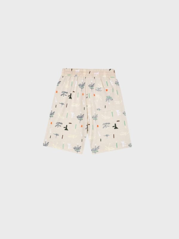 short beige pour enfant garçon ado idéal pour le printemps et l'été boutique saint martin en haut dans les monts du lyonnais