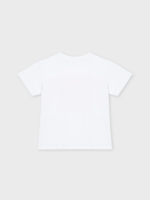 T-shirt blanc avec motif rose, pour filles et ados, boutique de vêtements pour enfants à Saint Martin en Haut dans les Monts du Lyonnais