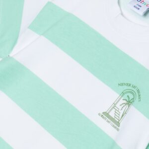 T-shirt rayé vert