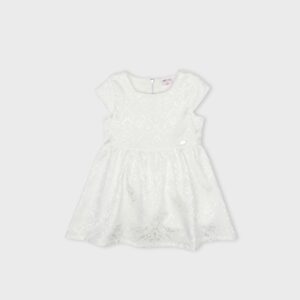 Robe blanche fleur relief