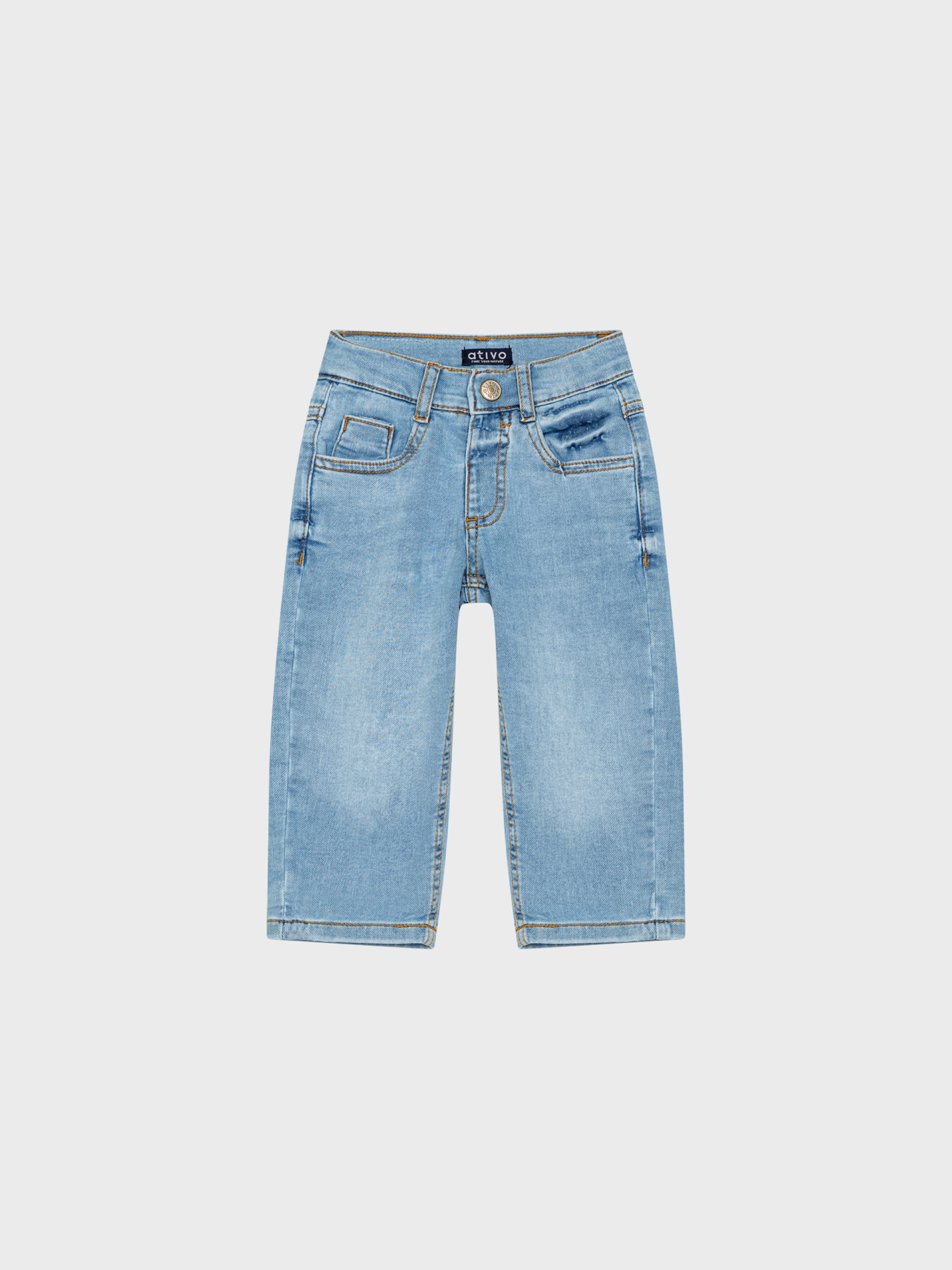 Jean bleu clair pour bébés garçons, boutique de vêtements pour enfants à Saint Martin en Haut, dans les Monts du Lyonnais