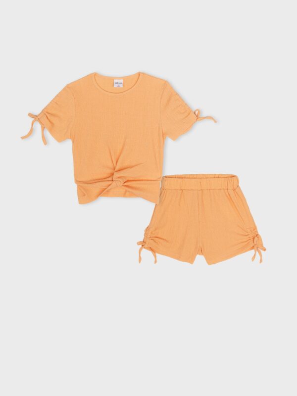 ensemble short et top assorti, idéal pour l'été et les vacances, tenue confortable pour filles et ados, magasin de vêtements pour enfants à saint martin en haut dans les monts du lyonnais