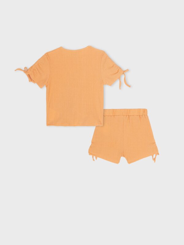 ensemble short et top assorti, idéal pour l'été et les vacances, tenue confortable pour filles et ados, magasin de vêtements pour enfants à saint martin en haut dans les monts du lyonnais