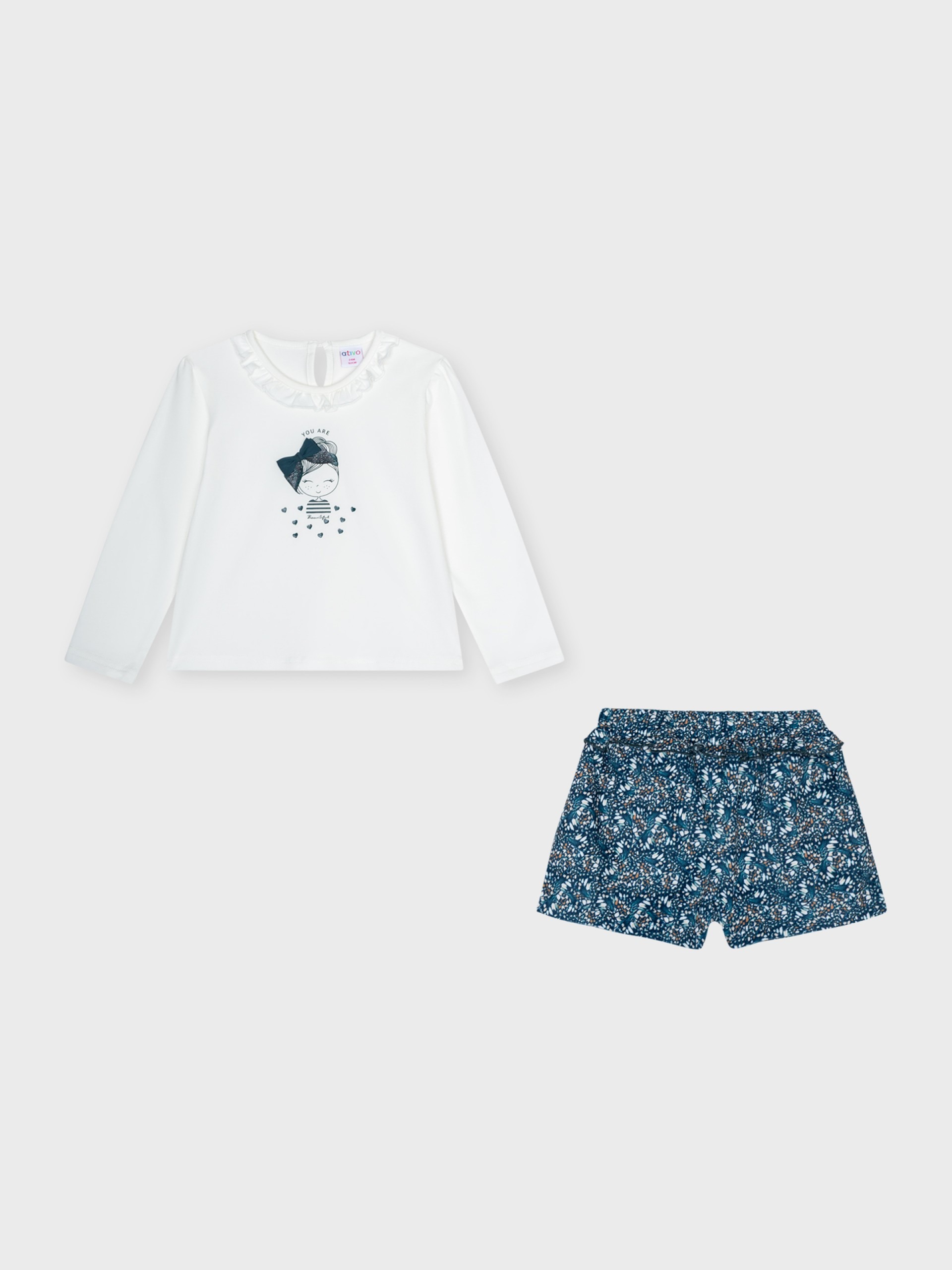 ensemble pour bébé fille avec haut et short assorti, idée cadeau naissance, boutique de vêtements pour enfants à saint martin en haut dans les monts du lyonnais