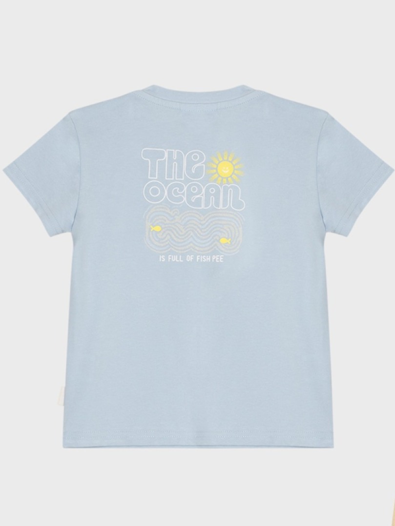 t-shirt bleu ciel pastel pour bébé garçon, idéal pour l'été et les vacances, boutique de vêtements pour enfants à saint martin en haut dans les monts du lyonnais