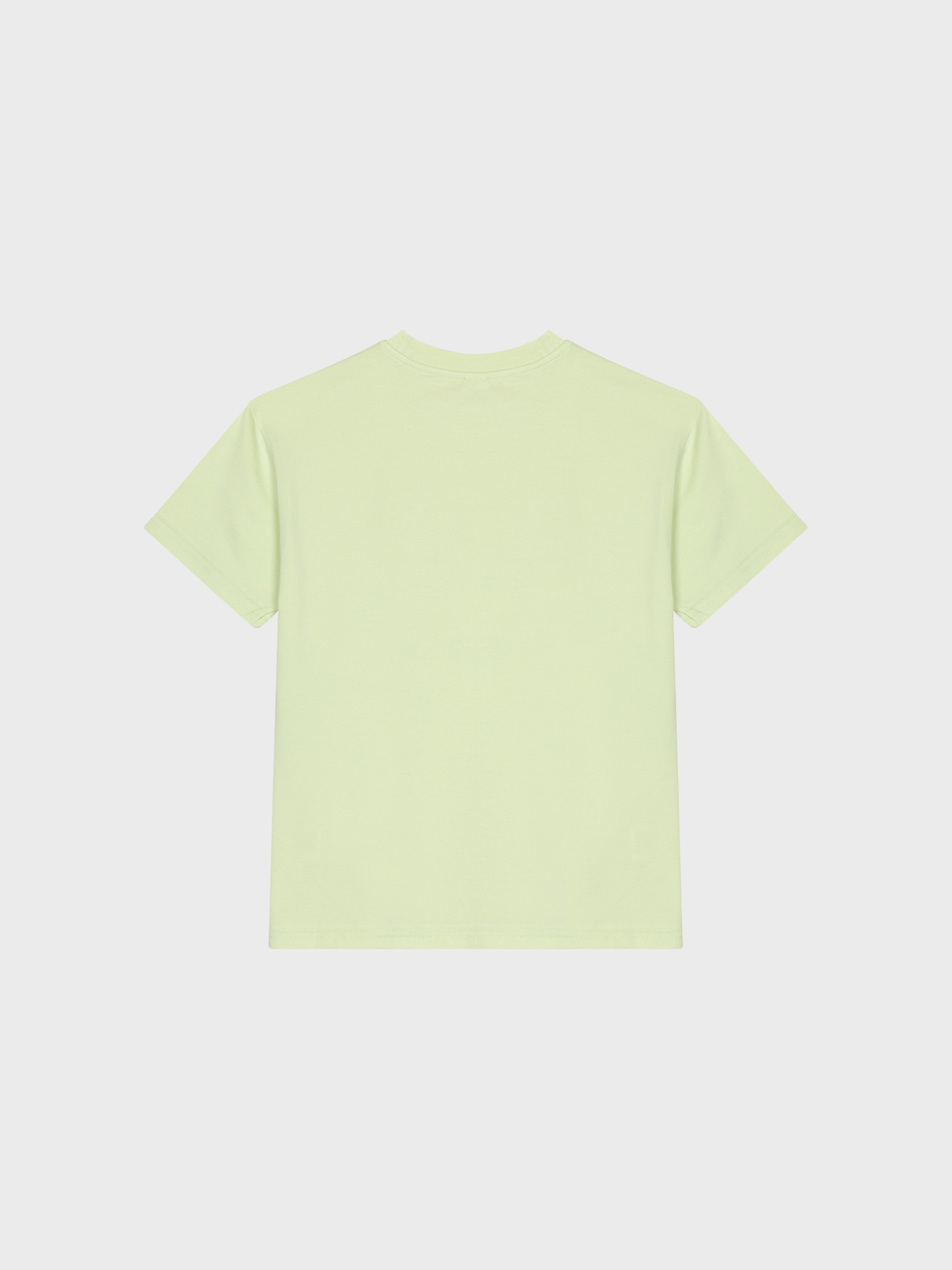 T-shirt vert. Soleil et vagues dans des tableaux triptyques. Écriture "ENJOY BEACH LIFE" en-dessous. 95 % Coton - 5% Elasthanne Disponible