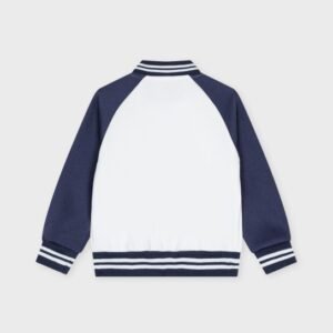 Veste blanche et marine