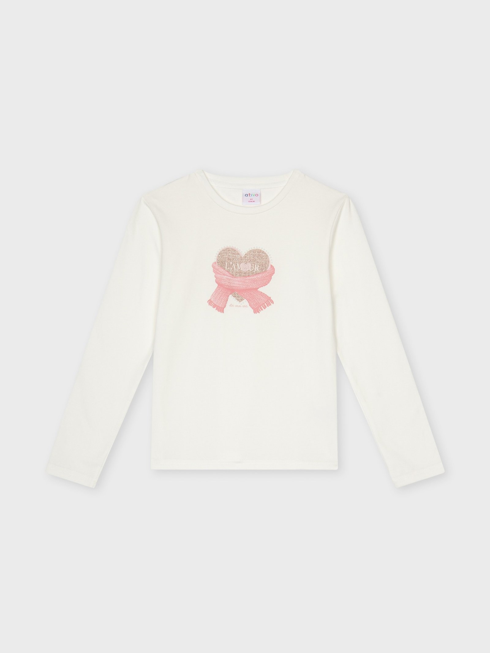 Pull fin blanc avec des strass, pour filles et ados, boutique de vêtements pour enfants à Saint Martin en Haut, dans les Monts du Lyonnais.